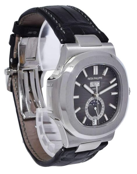 Patek Philippe Nautilus 5726A-001